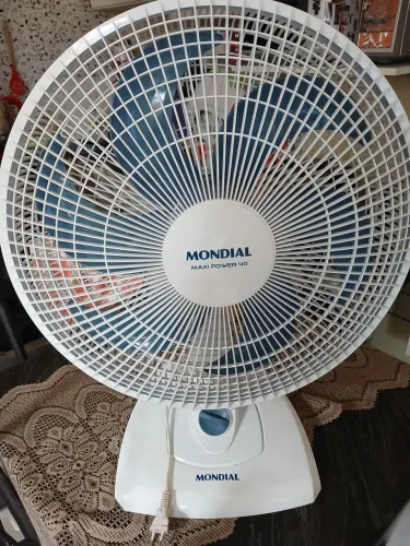 VENTILADOR DE MESA MONDIAL TURBO MAXI POWER 40 CENTÍMETROS HÉLICE DE 3 PAS 3 VELOCIDADES