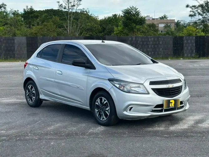 Chevrolet Onix JOY Hatch 1.0 8V Flex Mec. 4P 2019