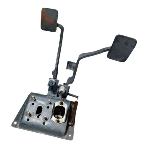Suporte Pedaleira Com Pedais Vw 8150e 9150e Delivery Orig