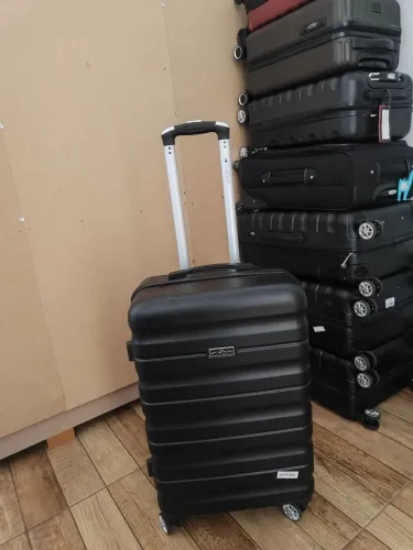 Mala de viagem grande importada | Praticamente nova!