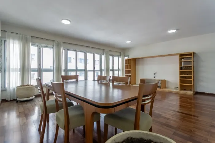 Apartamento para venda em Vila Monte Alegre com 4 quartos, sendo 1 suíte, 162m²