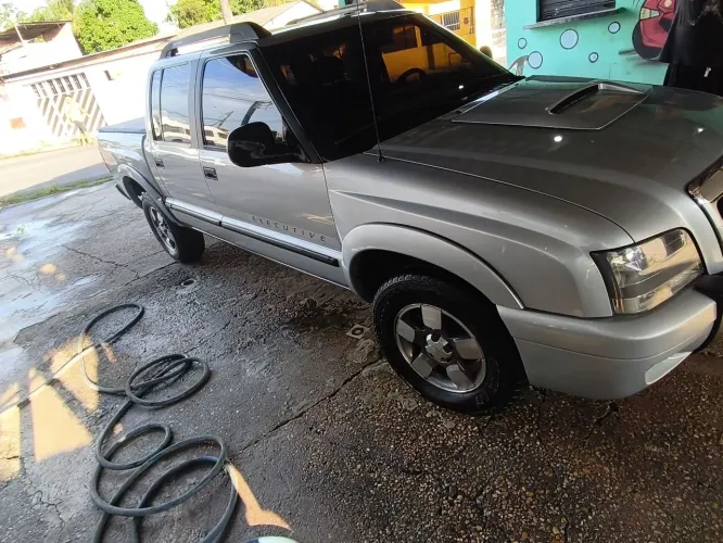 Chevrolet S10 Pick-up Exec. 2.8 4X4 CD TB Int.dies 2011