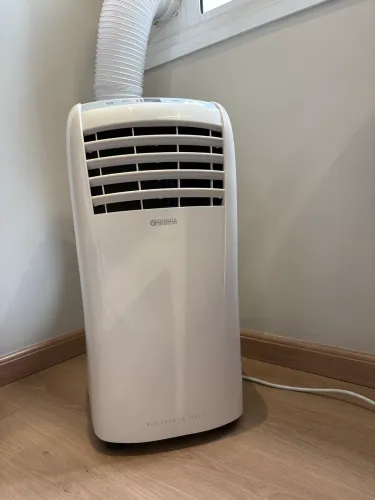 Ar-condicionado portátil 10.000 BTUs Olimpia Splendid 127V