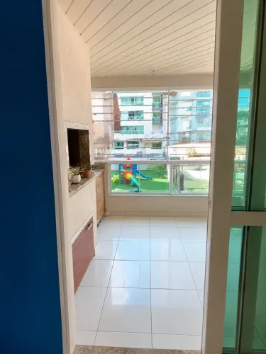 QUADRA MAR EM MEIA PRAIA  196m² POR APENAS R$ 1,1 MILHÃO