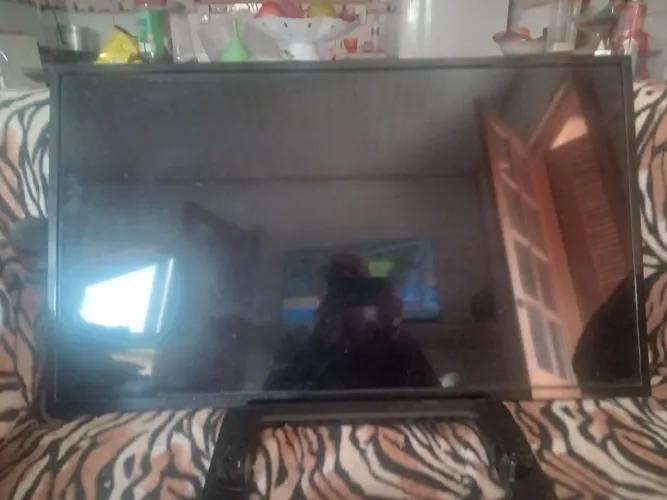 TV AOC