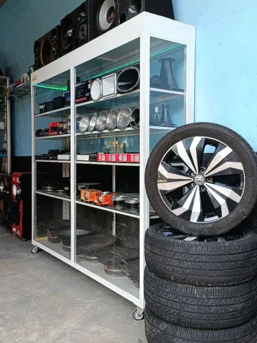 Rodas aro 17 com pneus