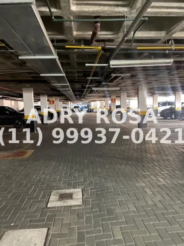 Oportunidade! Sobrado em condomínio com 2 vagas e lazer (piscina, playground e salão