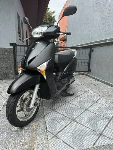 Honda Lead 110 2015