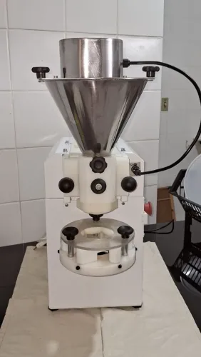 Modeladora de Salgados 