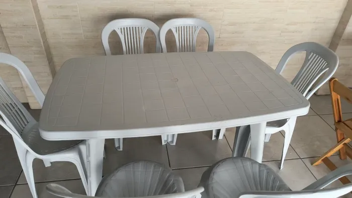 Mesa seis cadeiras