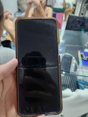 Gakaxy Z Flip 4 (único defeito, Display apagado)