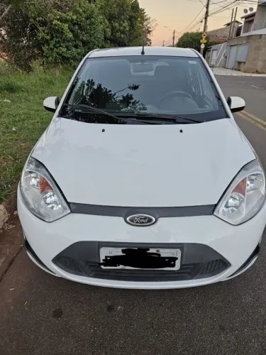 Ford Fiesta SE 1.6 8V Flex 5P 2014