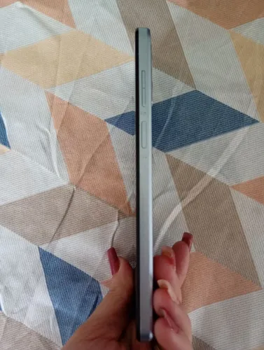 Celular Moto G53