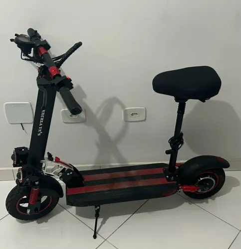Vende-se! (Patinete elétrico scooter dobrável ate 30km/h potente)