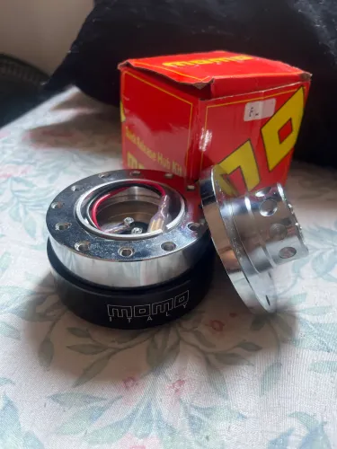 Cubo de saque rapido momo