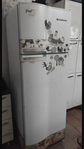 Vendo geladeira continental