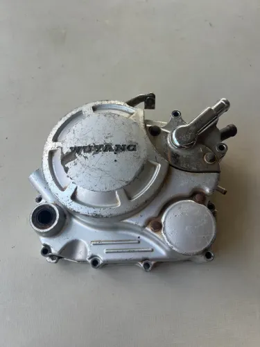 Tampa Direita Motor Triciclo Wuyang 200Cc Original