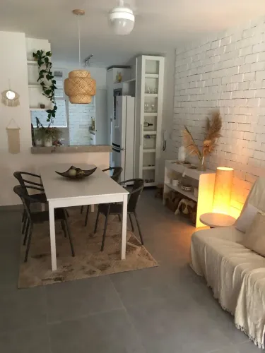 Casa em Condomínio na Enseada Azul - Porteira Fechada a 500m da Praia