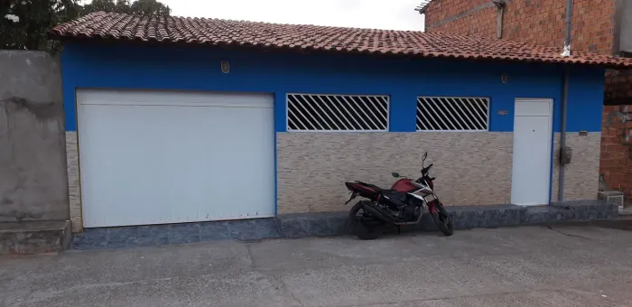 Vende-se casa na maiobinha 