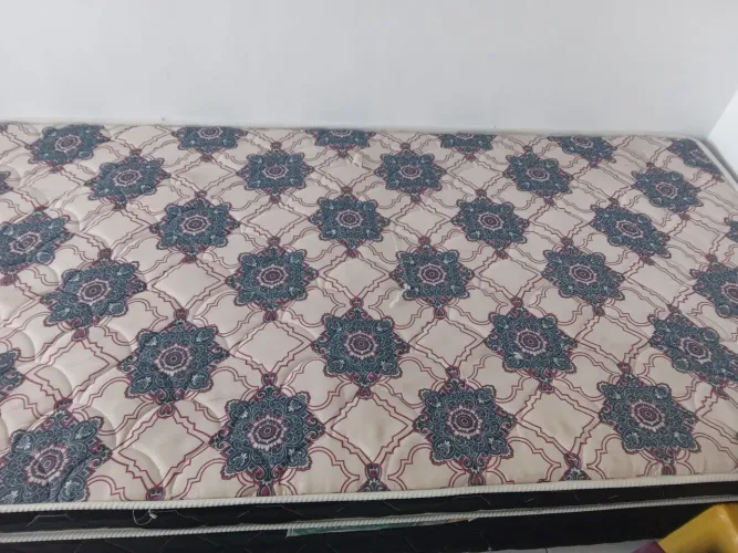 Cama de solteiro