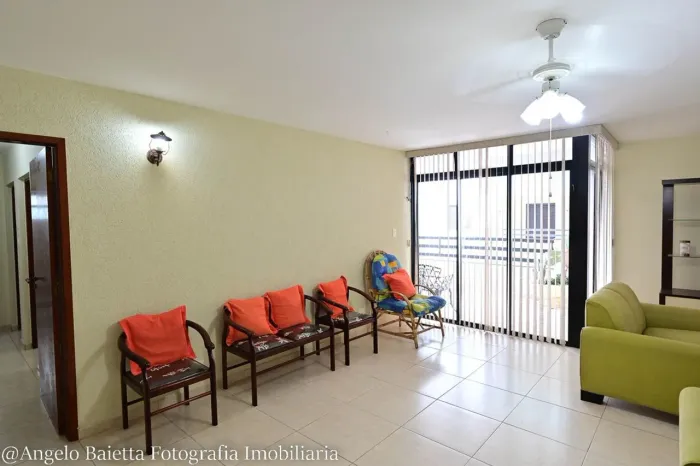 Apartamento de 3 Dormitórios Próximo à Praia em Excelente Bairro de Peruíbe