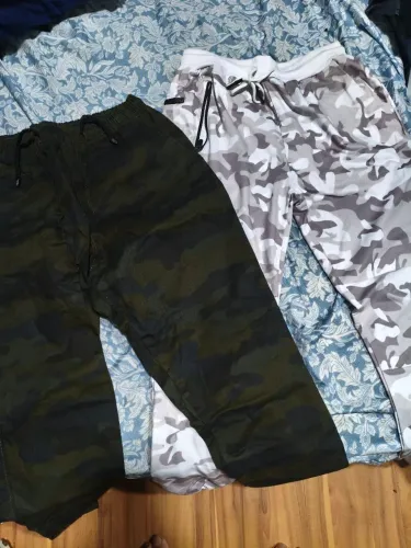2 calças camufladas tamanho M
