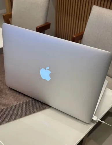 MacBook Air 13
