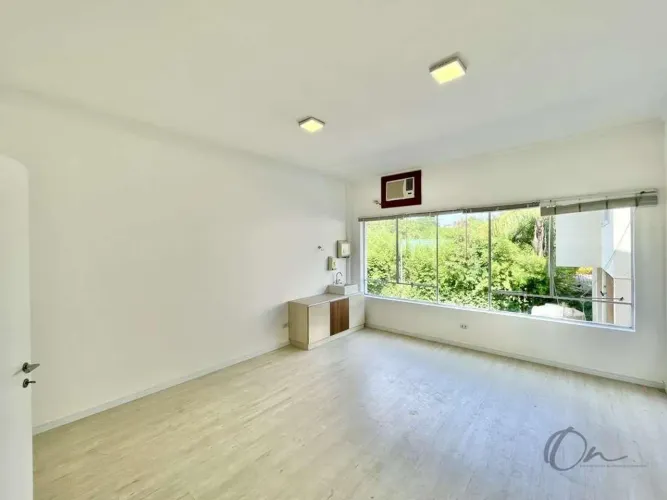 Escritório para venda em Granja Viana, Cotia - São Paulo, com 31m², ar condicionado, carpe