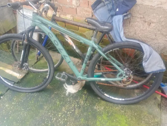 Bicicleta aro 29 em ótimo estado