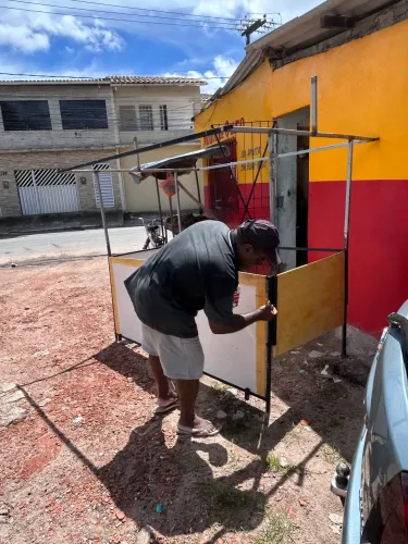 Banco para negociar em feira 2 por 210