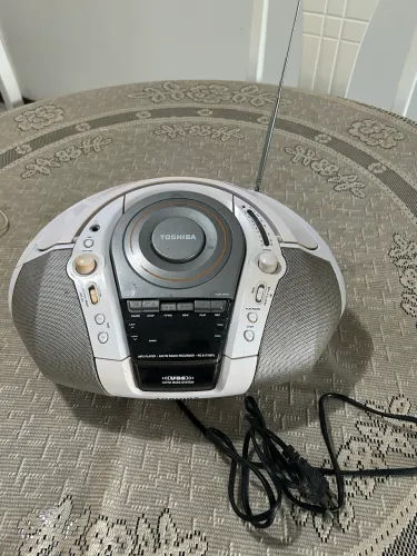 Rádio e toca cds Toshiba - Aceito Ofertas!!