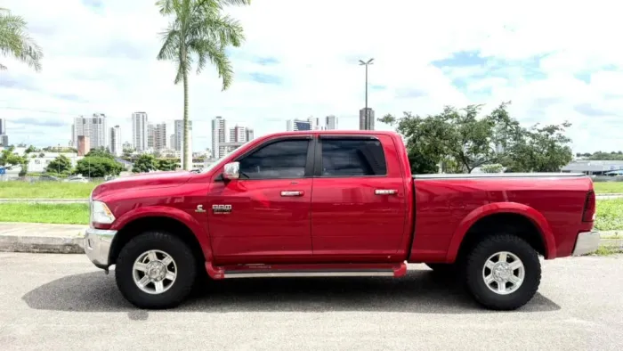 Ram 2500 Laramie 6.7 TDI CD 4X4 Diesel 2012