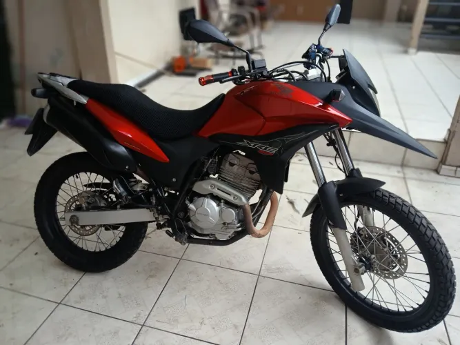 Xre300 2012/2013 super conservada