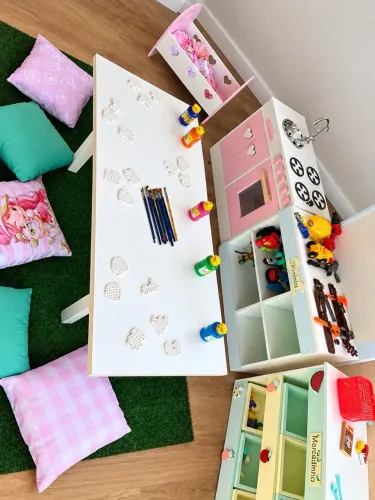 Alugo espaço kids de madeira