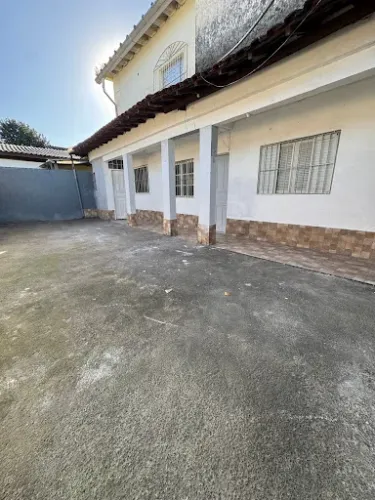 Casa com 2 dormitórios para alugar, 110 m² por R$ 1.800,00/ano - Centro - Bertioga/SP