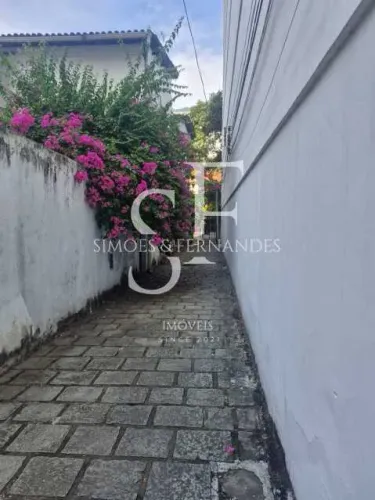 Tijuca - Rua Pinto Guedes - Apartamento 50m², 2 quartos, cozinha americana - 1 vaga.