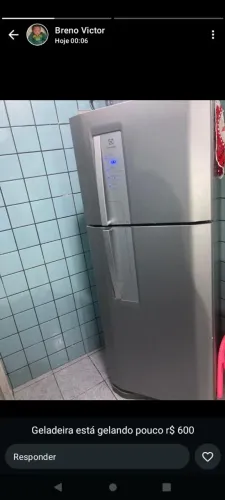 Geladeira Eletrolux inox modelo novo . Gelando pouco não sei o que eh promoção 