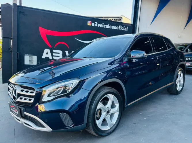 Mercedes-Benz GLA 200 Adv. 1.6/1.6 TB 16V Flex Aut. 2018