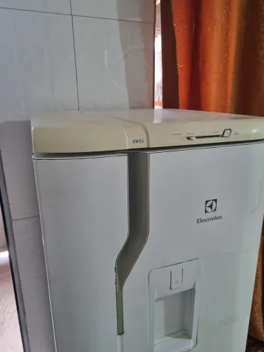 Geladeira a venda funcionado certinho