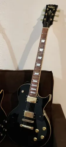 Guitarra Vintage V100