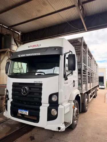Volkswagen 24-280 8x2