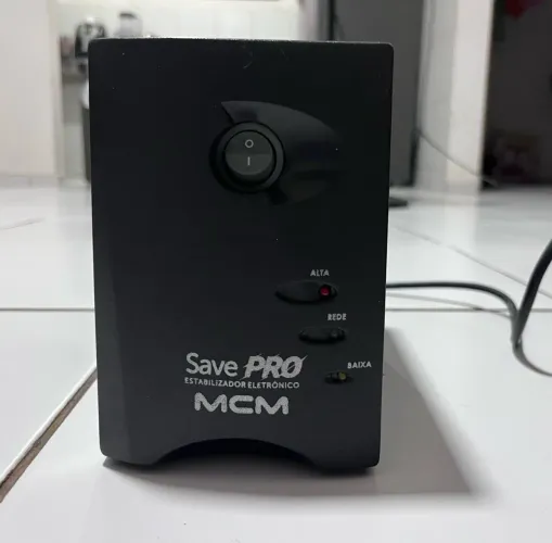 Estabilizador Mcm save pro 500Va