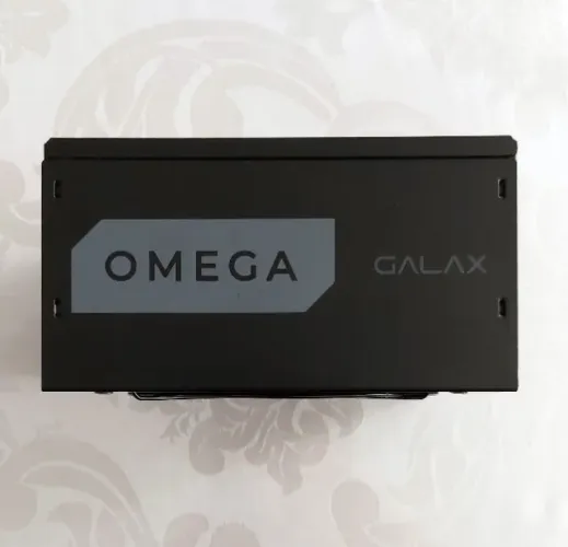 Fonte Galax Omega GLX1200 Alta potência 1200W! Cybenetics Platinum