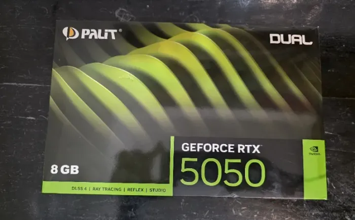 RTX 5050 8GB Palit Lacrada