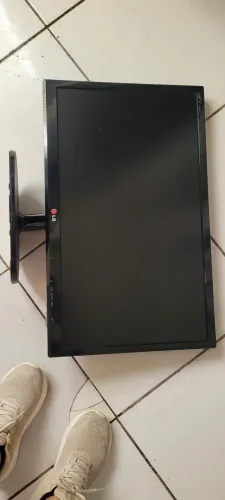 Monitor LG 24 - Funciona como TV | Ótimo estado. R$ 350,00