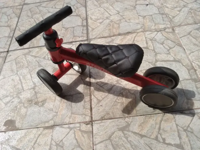 BICICLETA EQUILIBRIO ATÉ 02 ANOS.