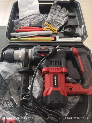 Vendo martelete de impacto 127v