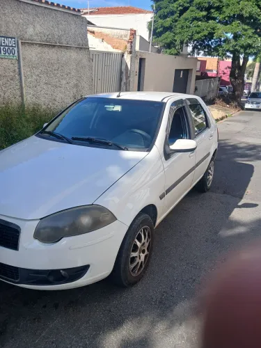 Fiat Palio ELX 1.0 Fire/30 Anos F. Flex 8V 4P 2010