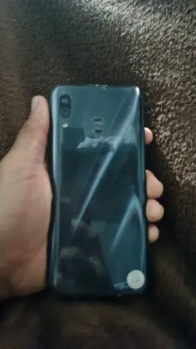 Samsung A30
