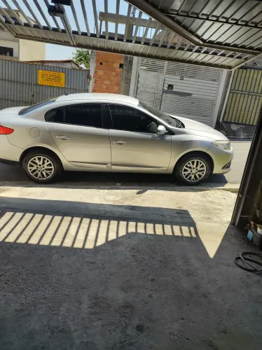 Renault Fluence Sed. Dynamique 2.0 16V Flex Aut. 2016